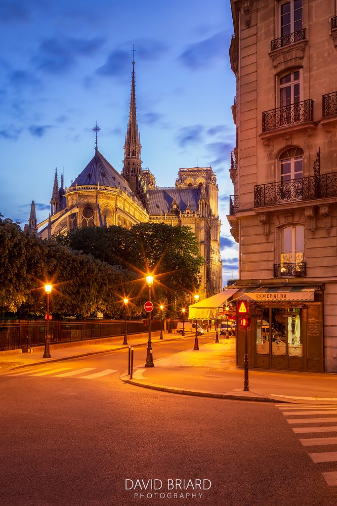 Notre-Dame Cathedral and Esmeralda Restaurant © David Briard