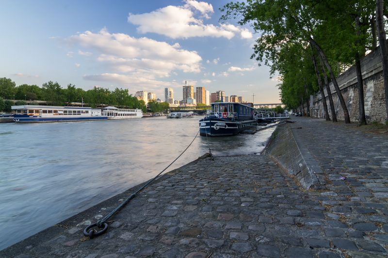 Bateau amarré sur la Seine © David Briard