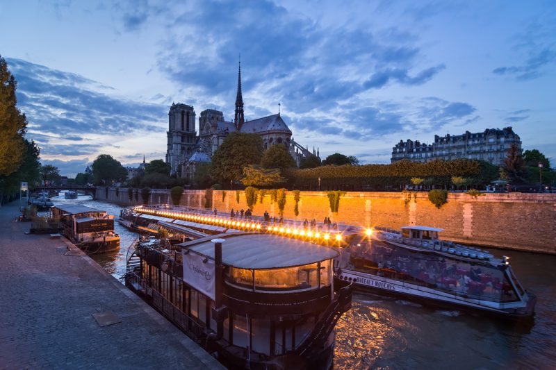 Notre Dame et les quais de Seine © David Briard