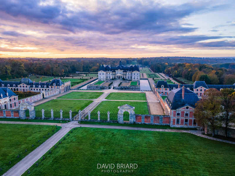 The Château de Vaux-le-Vicomte at sunrise © David Briard