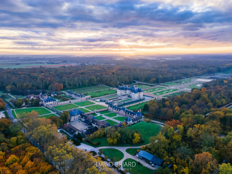 The Château de Vaux-le-Vicomte at sunrise © David Briard