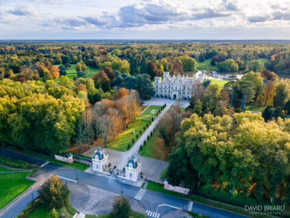 Château de Ferrières en automne © David Briard