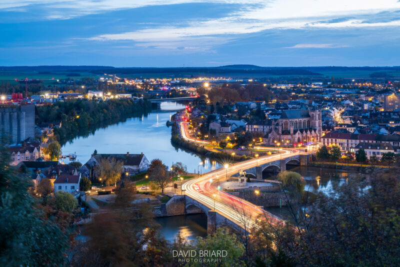 Montereau-Fault-Yonne at blue hour © David Briard