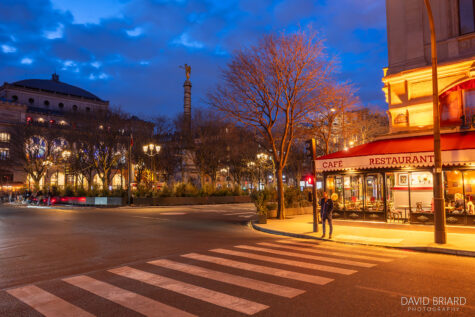 Evening view of Parisian street corner near Place du Chatelet © David Briard