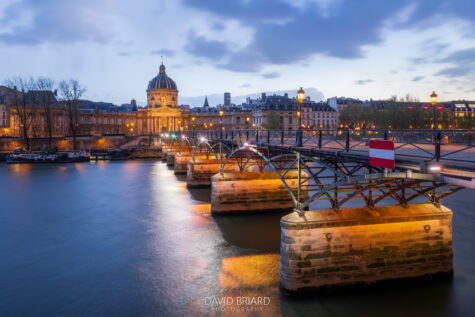 Pont des Arts and Institut de France at Twilight © David Briard